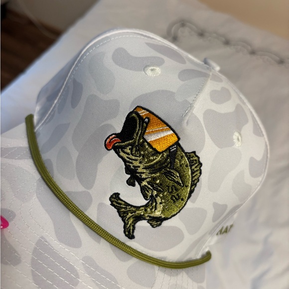 Southern String hat - Picture 2 of 5